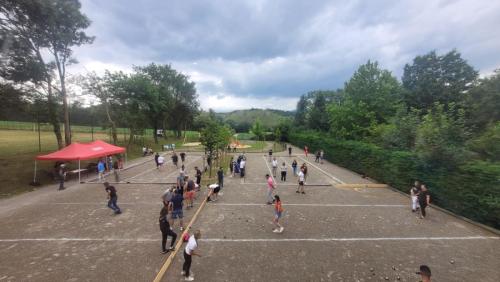 Concours de pétanque